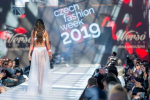 modní fashion fotograf, modní přehlídka