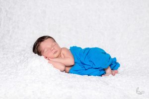 fotograf novorozence Fotograf newborn miminek těhu těhotenské foto Profesionální fotograf s atelierem Most