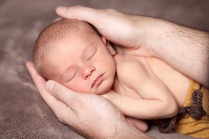 Fotograf newborn miminek těhu těhotenské foto Profesionální fotograf s atelierem Most