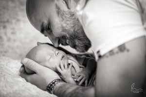 Fotograf newborn miminek těhu těhotenské foto Profesionální fotograf s atelierem Most
