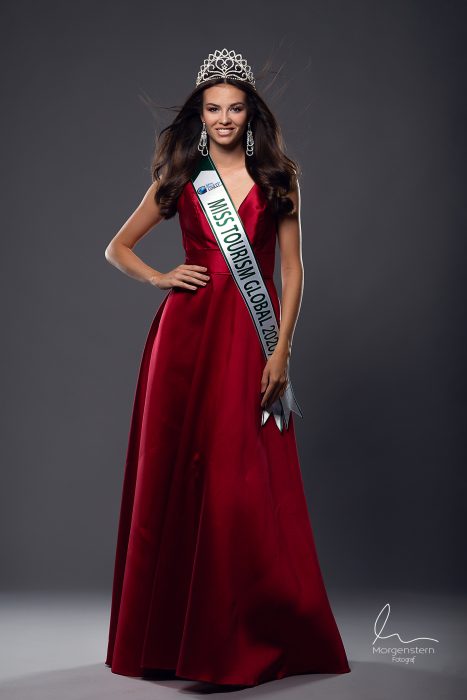 makeup and hair styling - VIZÁŽISTKA