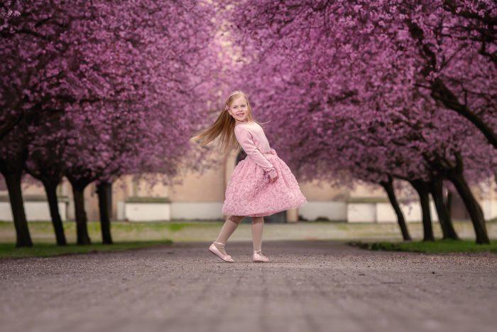 mira-morgenstern-fotograf-most-jarni-kampaň